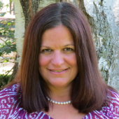 Profile photo for Laurie Valeriano